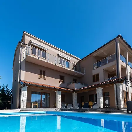 Apartment Istriensonne - Nastassii 1-4 Mit Pool Und Meerblick Banjole